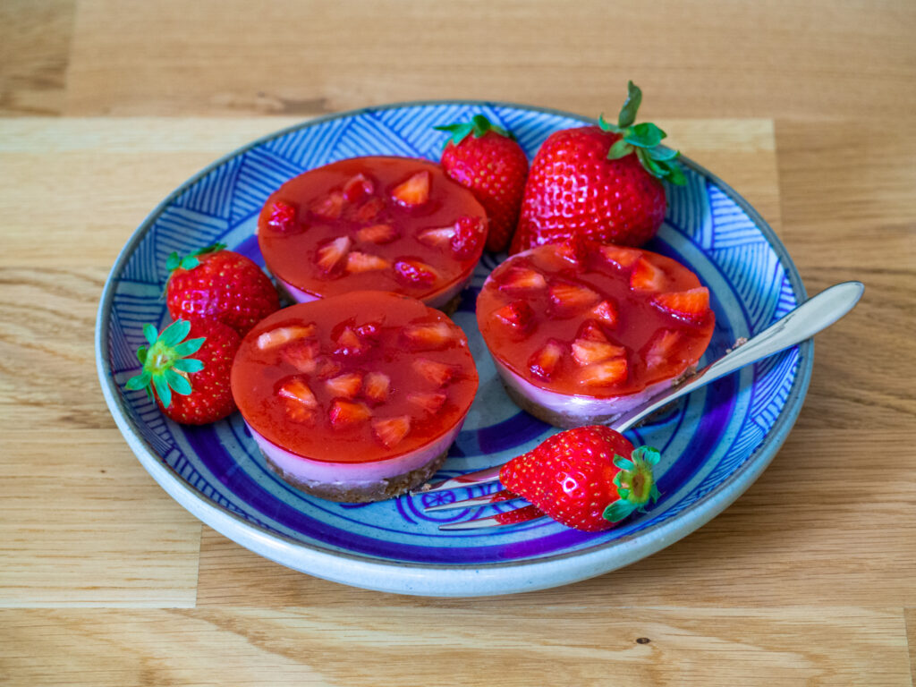 vegane Erdbeertörtchen