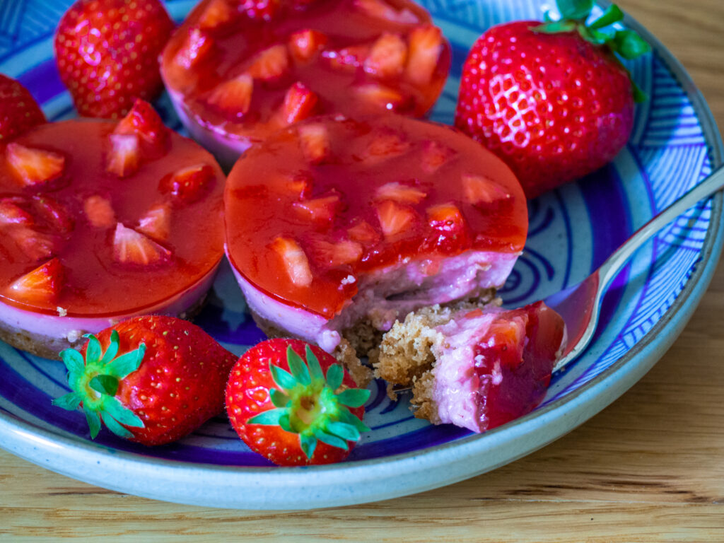 vegane Erdbeertörtchen